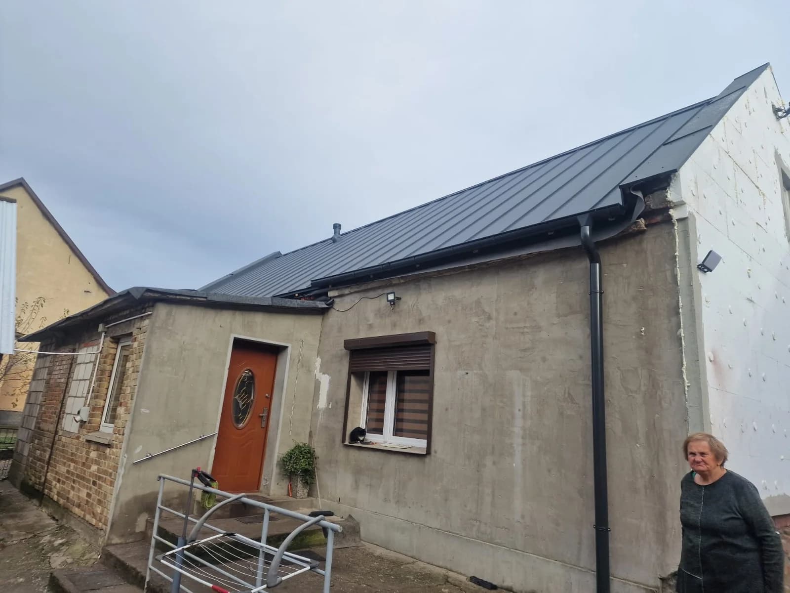 Dach po wymianie pokrycia – realizacja 10